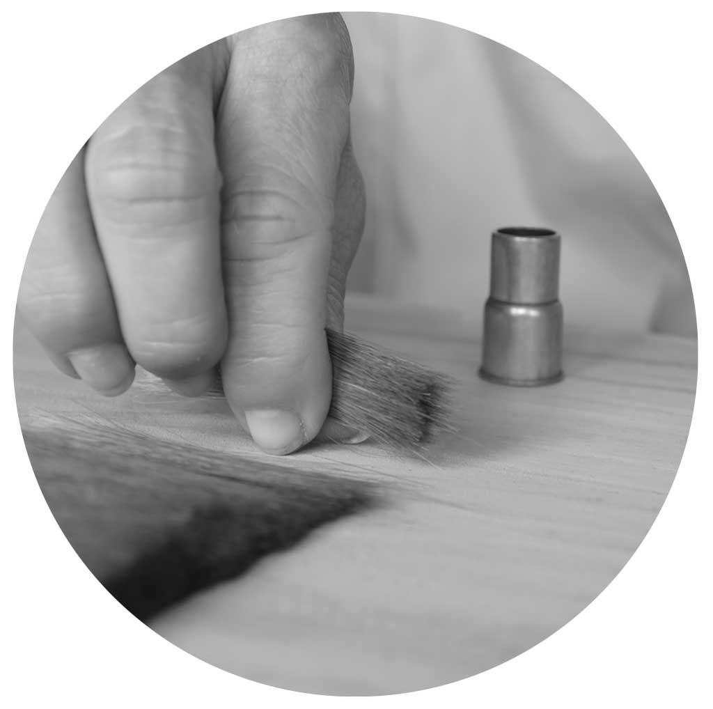 3 - Magnifying glass inspection